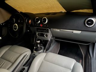 Audi TT 2004-thumb-4