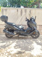 Sym Cruisym 300 2018-thumb-1