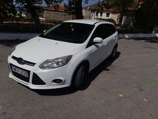 Ford Focus 2014 Ford Focus Station Wagon 1.6 TDCi 115 hp-thumb-1