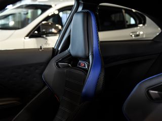 Bmw M2 2026 (M2 CS Coupé Individual Full Options)-thumb-16
