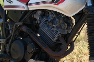 Yamaha XT 550 1982-thumb-3