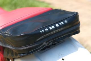 Yamaha XT 550 1982-thumb-12