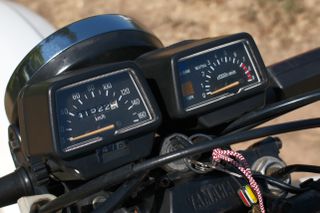 Yamaha XT 550 1982-thumb-13