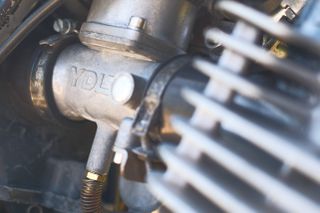 Yamaha XT 550 1982-thumb-19