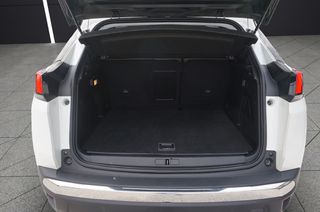 Peugeot 3008 2022 Allure|P+N5HEV|Automatic|Clima|Alu|Apple-Android|Rear Camera-thumb-8
