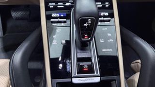 Porsche Cayenne 2023 3.0i V6 e-HYBRID PLUG-IN TIPTRONIC S SUN. PAN./AUTOBESIKOS-thumb-63