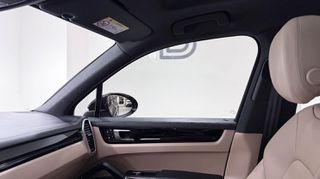 Porsche Cayenne 2023 3.0i V6 e-HYBRID PLUG-IN TIPTRONIC S SUN. PAN./AUTOBESIKOS-thumb-66