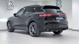 Porsche Cayenne 2023 3.0i V6 e-HYBRID PLUG-IN TIPTRONIC S SUN. PAN./AUTOBESIKOS-thumb-4