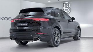 Porsche Cayenne 2023 3.0i V6 e-HYBRID PLUG-IN TIPTRONIC S SUN. PAN./AUTOBESIKOS-thumb-6