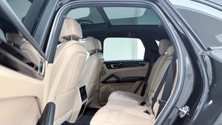 Porsche Cayenne 2023 3.0i V6 e-HYBRID PLUG-IN TIPTRONIC S SUN. PAN./AUTOBESIKOS-thumb-36