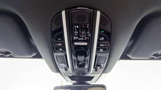 Porsche Cayenne 2023 3.0i V6 e-HYBRID PLUG-IN TIPTRONIC S SUN. PAN./AUTOBESIKOS-thumb-52