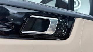 Porsche Cayenne 2023 3.0i V6 e-HYBRID PLUG-IN TIPTRONIC S SUN. PAN./AUTOBESIKOS-thumb-25