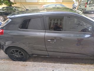 Kia Ceed / cee'd 2010 1400-thumb-3