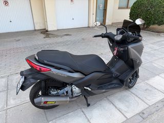 Yamaha XMAX 250 2015-thumb-4