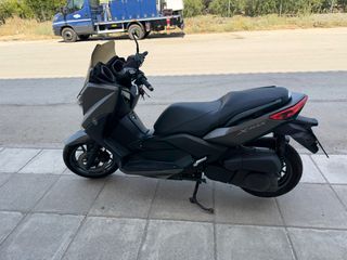 Yamaha XMAX 250 2015-thumb-14