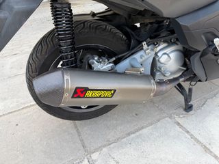 Yamaha XMAX 250 2015-thumb-24
