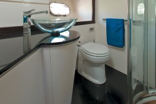 Alfamarine 2007 72 / Refitted 2022/24-thumb-11