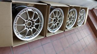 ζαντες volk rays japan GTN 17x8/9 5x114