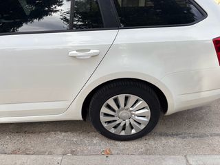 Skoda Octavia 2015 station 1600cc TDI 105hp-thumb-3