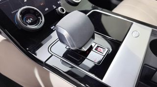 Land Rover Range Rover Velar 2022 P400e PLUG-IN HYBRID AWD R DYNAMIC S/AUTOBESIKOS-thumb-44