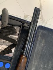 Οπλο Beretta Super pose-thumb-4