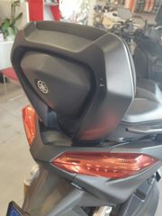 Yamaha XMAX 400 2019-thumb-3