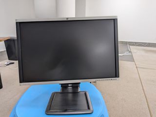 Οθόνη HP Compaq LA2405x 24 Ιντσών LED Full HD
