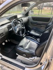 Nissan X-Trail 2004-thumb-2