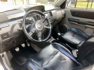 Nissan X-Trail 2004-thumb-4