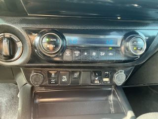 Toyota Hilux 2022 4X4 - DOUBLE CAB -  TORNADO - INVINCIBLE - ΕΛΛΗΝΙΚΟ-thumb-39