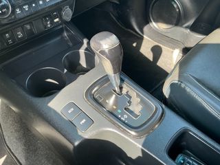Toyota Hilux 2022 4X4 - DOUBLE CAB -  TORNADO - INVINCIBLE - ΕΛΛΗΝΙΚΟ-thumb-40