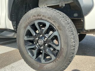 Toyota Hilux 2022 4X4 - DOUBLE CAB -  TORNADO - INVINCIBLE - ΕΛΛΗΝΙΚΟ-thumb-19