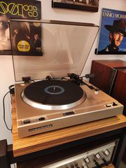 Πικάπ Marantz TT2000 Direct-Drive Semi-Automatic Vintage Champagne Finish