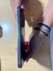 Iphone 16 pro max-thumb-3