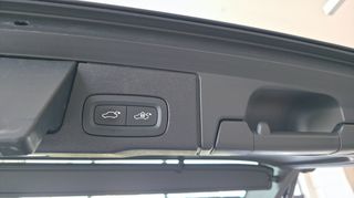 Volvo XC 60 2024 PLUS B4 MHEV DIESEL "ΕΛΛΗΝΙΚΗΣ ΑΝΤΙΠΡΟΣΩΠΕΙΑΣ"-thumb-28