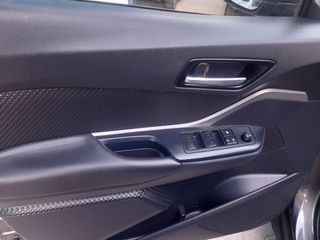 Toyota C-HR 2022 1.8 HYBRID 125HP-thumb-9