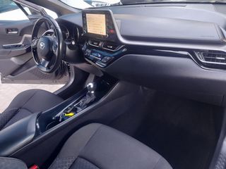 Toyota C-HR 2022 1.8 HYBRID 125HP-thumb-16