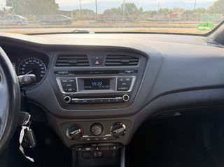 Hyundai i 20 2018-thumb-21