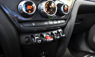 Mini Countryman 2021 DIESEL-AUTO-FACELIFT-thumb-23