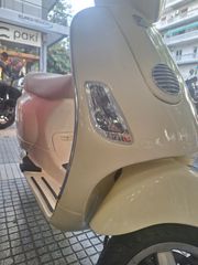 Piaggio Vespa LX 150 2011-thumb-19