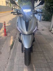 Piaggio Beverly 400 2021 400hpe-thumb-1