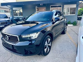 Volvo XC40 2023 PHEV T5 262hp AT Core 1.5-thumb-2