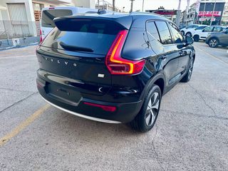 Volvo XC40 2023 PHEV T5 262hp AT Core 1.5-thumb-1