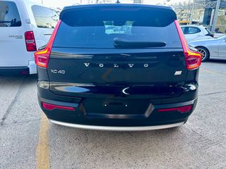 Volvo XC40 2023 PHEV T5 262hp AT Core 1.5-thumb-6