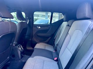 Volvo XC40 2023 PHEV T5 262hp AT Core 1.5-thumb-16
