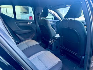 Volvo XC40 2023 PHEV T5 262hp AT Core 1.5-thumb-21