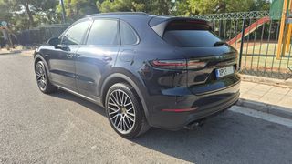 Porsche Cayenne 2020 E-HYBRID-thumb-2