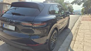 Porsche Cayenne 2020 E-HYBRID-thumb-4