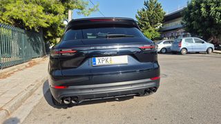 Porsche Cayenne 2020 E-HYBRID-thumb-7