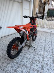 KTM 450 SX-F 2024 Factory Edition-thumb-2